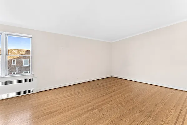 Sold by Compass | media 6