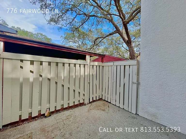 776 Fairwood Ln — Photo 12