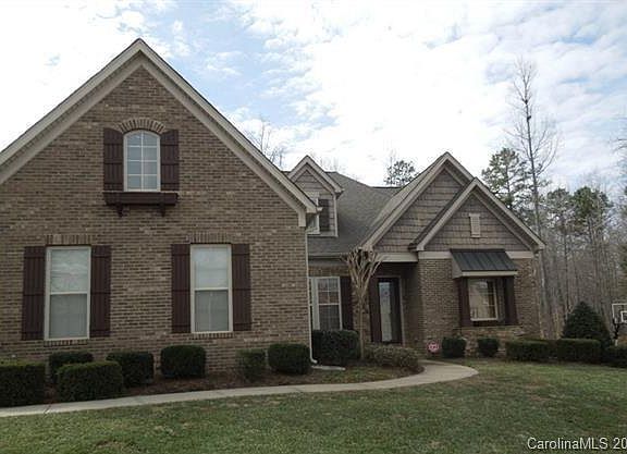 3rd image of 4610 Crewe Hall Ln