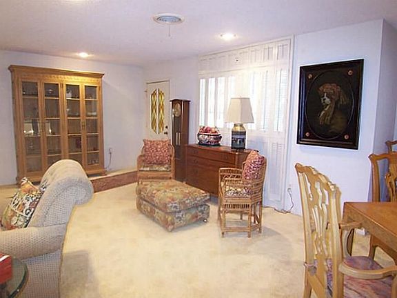 2nd image of 3950 Ligustrum Dr