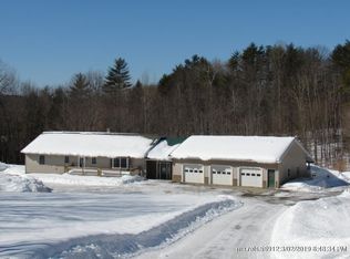 23 Red Oak Dr, Skowhegan, ME 04976