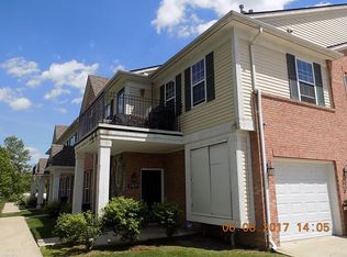 23680 Northstone Village Dr #49, Taylor, MI 48180