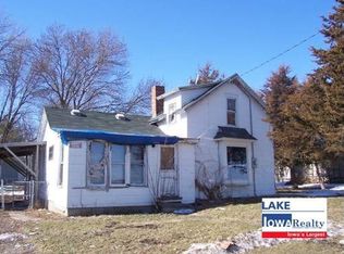 104 N Nottingham St, Rock Falls, IA 50467