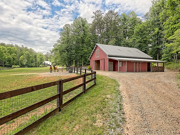 104th image of 3622 Sandy Ford Rd