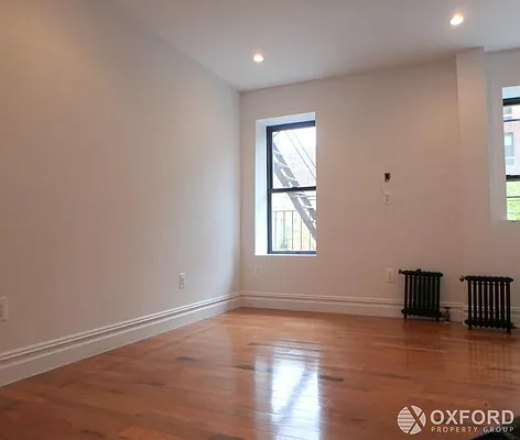 Rented by Oxford Property Group | media 24
