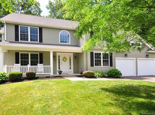 224 Sunnyfield Dr, Windsor, CT 06095