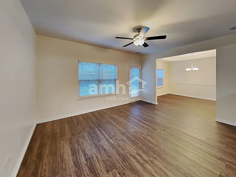 343 Alcovy Way — Photo 7
