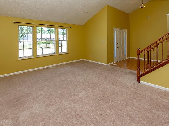 2nd image of 11829 Ashton Dr