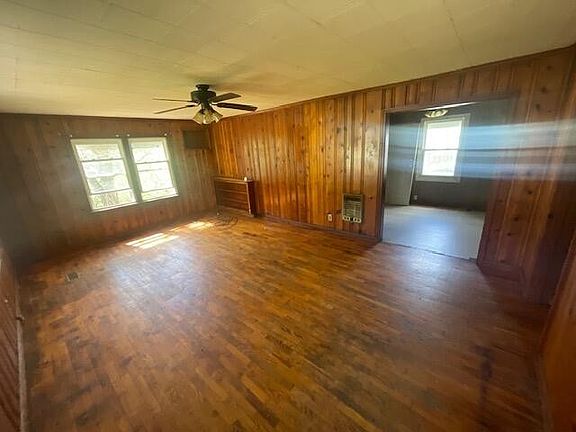 2nd image of 714 Cumberland Ave