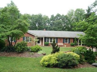 436 Ferndale Dr, Collinsville, VA 24078
