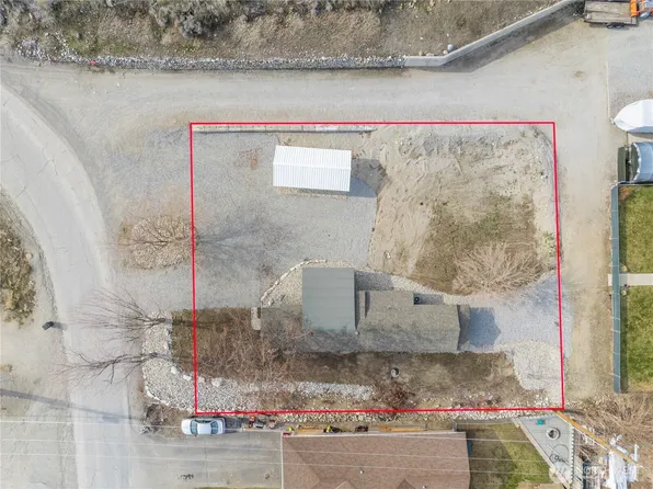 270 Chestnut Street, Chelan Falls, WA 98817