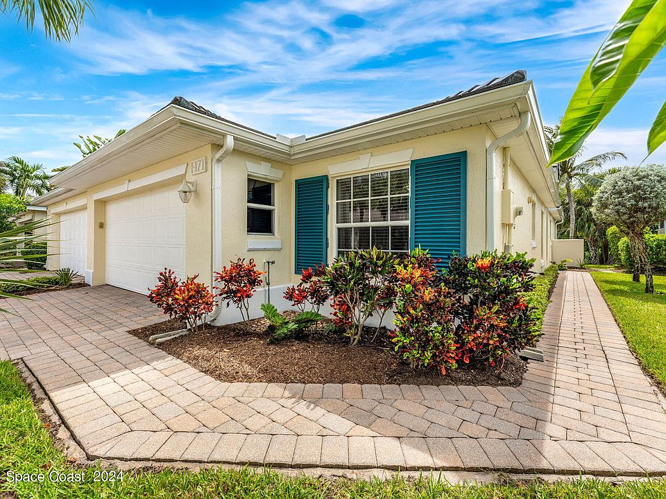 1st image of 471 Moray Pl