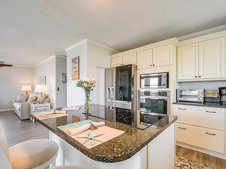 4908 E Beach Dr — Photo 17