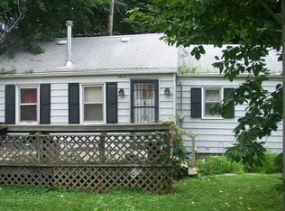 3058 S 17th St, Omaha, NE 68108