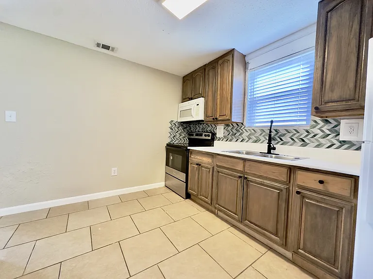 8724 Forshey St #2A — Photo 8