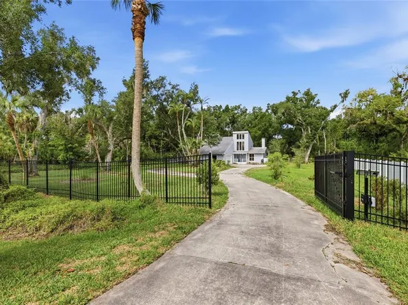 3404 62nd St E, Bradenton, FL 34208