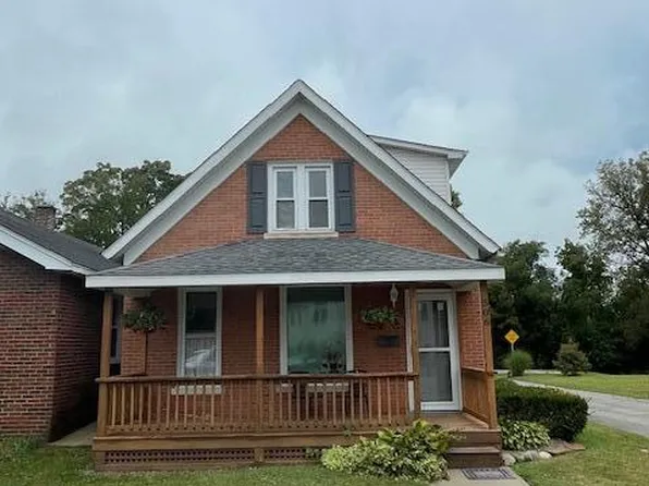 506 Lake St, Hobart, IN 46342