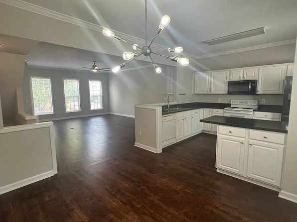7003 Pinecrest Townes Dr