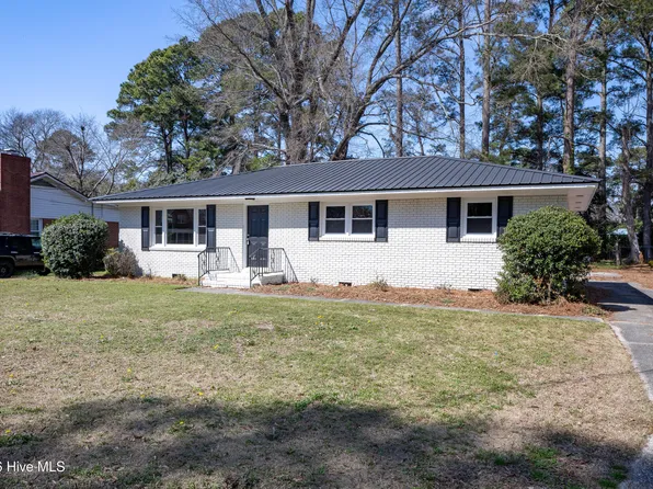 411 Lafayette Street, Clinton, NC 28328