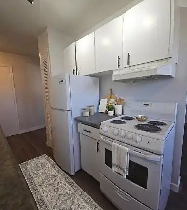 3rd image of 9560 163rd St NW #102A