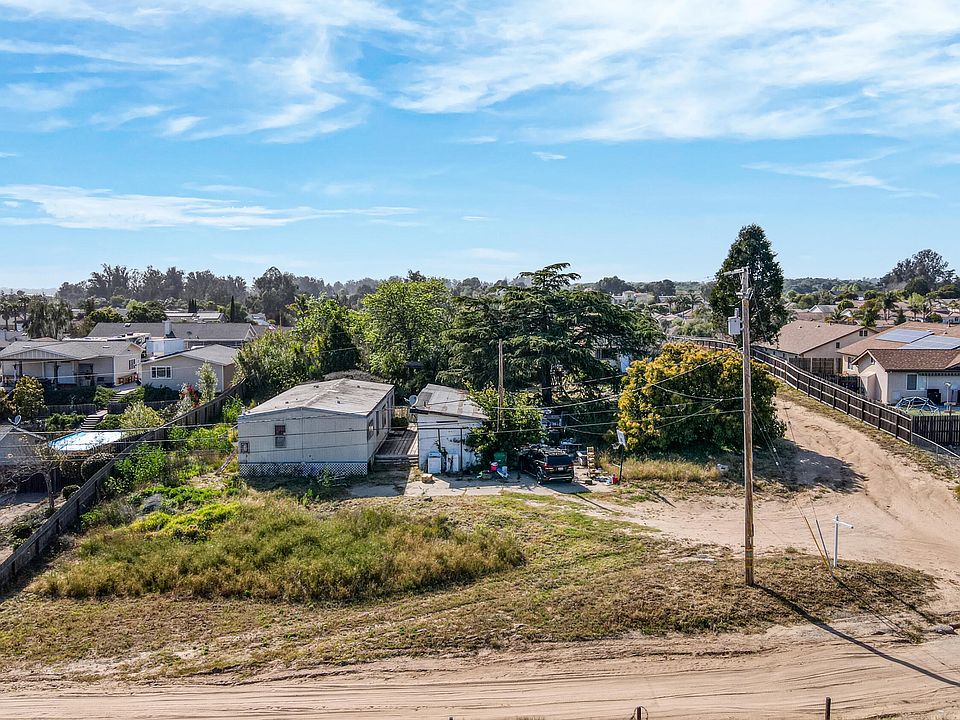 1st image of 1018 Grande Ave