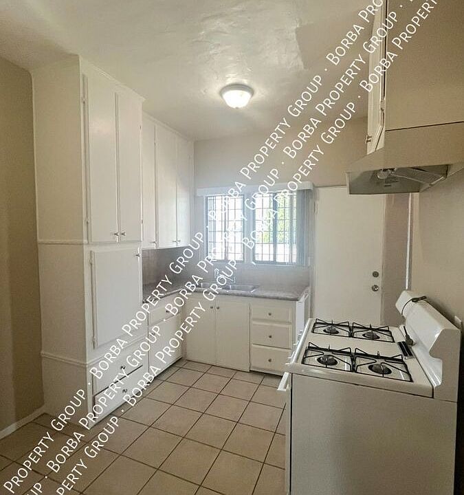 1st image of 211 W 21st St #A