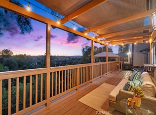 21695 Yucatan Ave, Woodland Hills, CA 91364