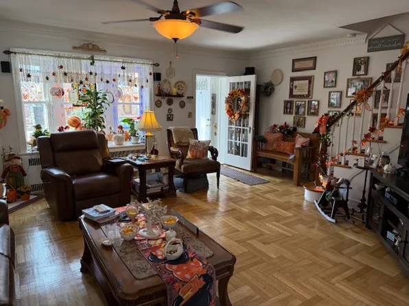 1861 East 32nd Street image 6 of 27