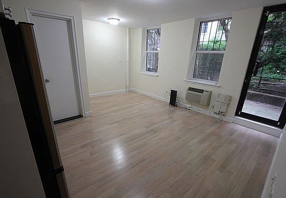 2nd image of 133 W 15th St APT 1B