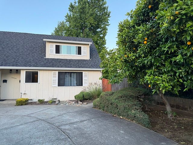 1st image of 10444 Lockwood Dr #B