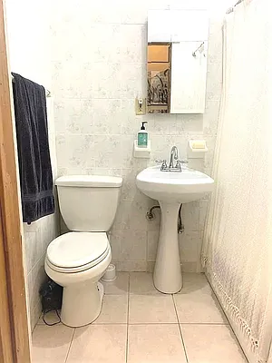 Rented by Virtual Real Estate | media 13