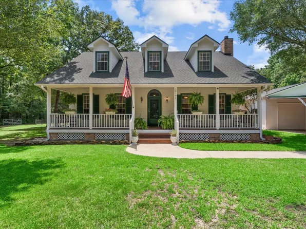 10192 Iron Ore Rd, Conroe, TX 77303