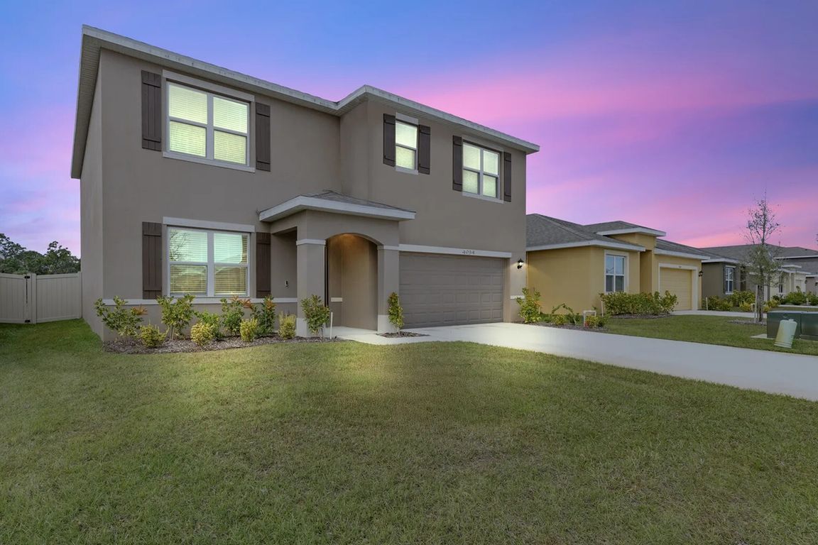 Welcome to Fox Glen Homes!