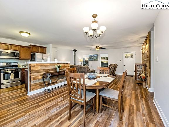 15th image of this home