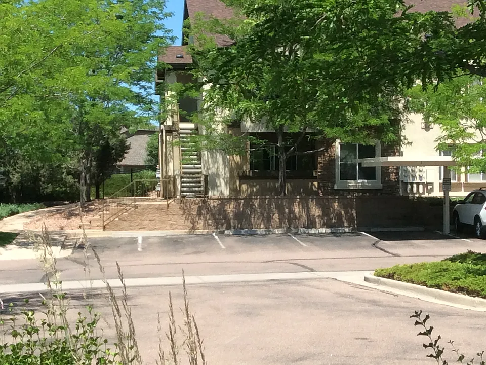 3896 Riviera Grv #101