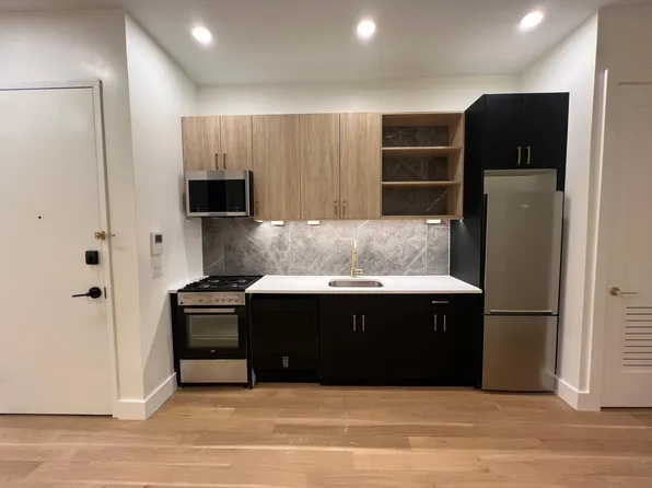 50 Grace St, Jersey City, NJ