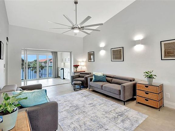5th image of 6710 Beach Resort DR #1516