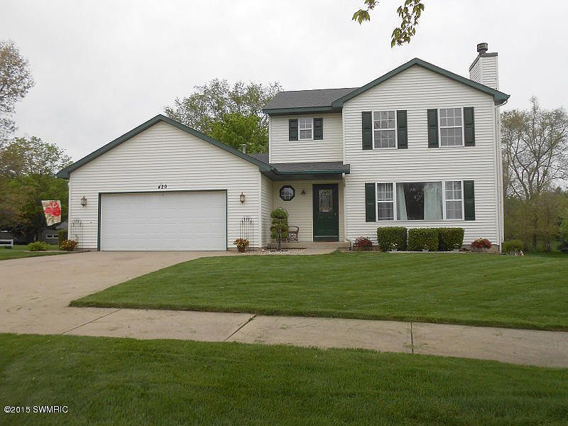 1st image of 420 Peach Ct