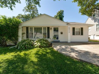 6916 Ravenscroft Dr, Saint Louis, MO, 63123