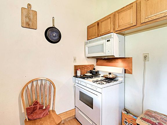 4th image of 514 Longhorn Dr