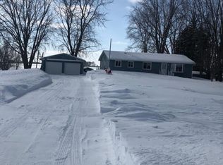 12565 180th St, Hutchinson, MN 55350