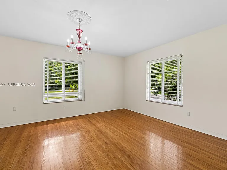2514 E Granada Blvd — Photo 34