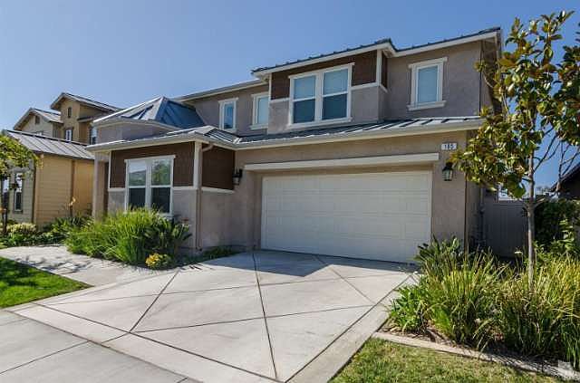 1st image of 185 Pelican Pointe Ct