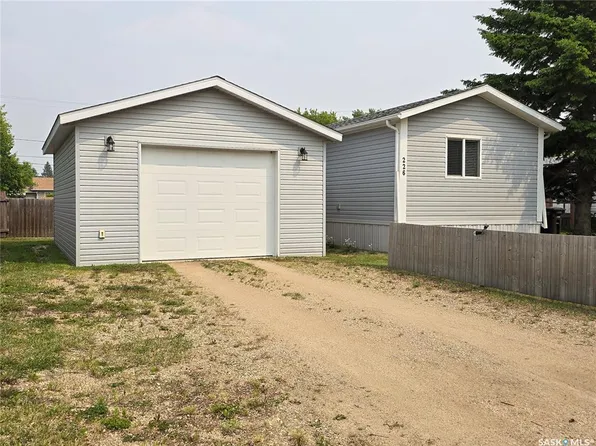 226 13th STREET, Humboldt, SK S0K 2A0