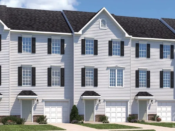 2521 Barnwood Way, Charlotte, NC 28216