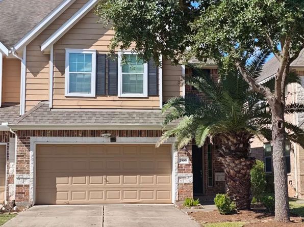 2306 Waterford Park St