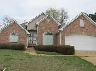 609 Castlewoods Blvd, Brandon, MS 39047