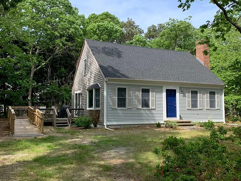195 Salt Winds Dr — Photo 1