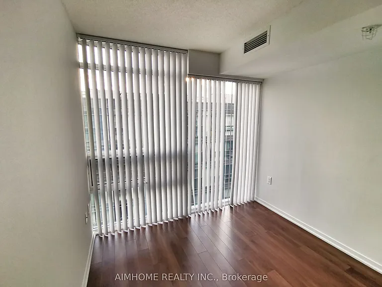 36 Lisgar St #2207E — Photo 6