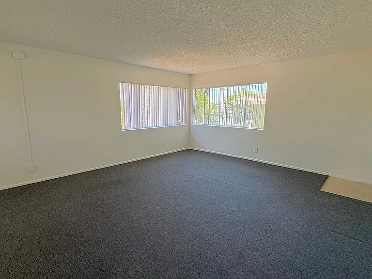 11715 Ramona Ave — Photo 3
